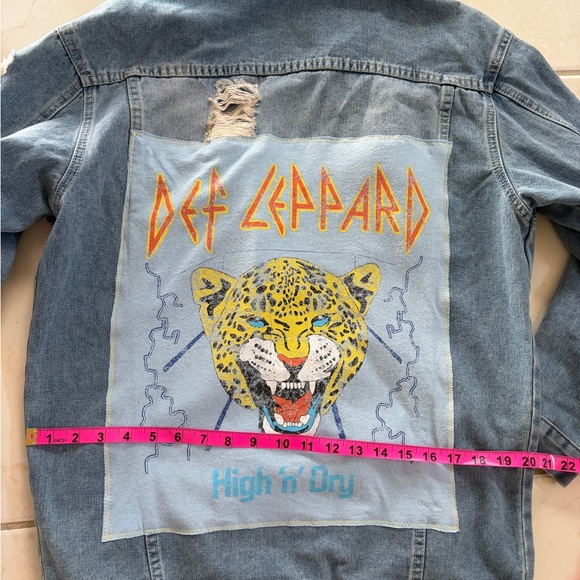 Def Leppard Denim Jacket - Picture 7 of 7